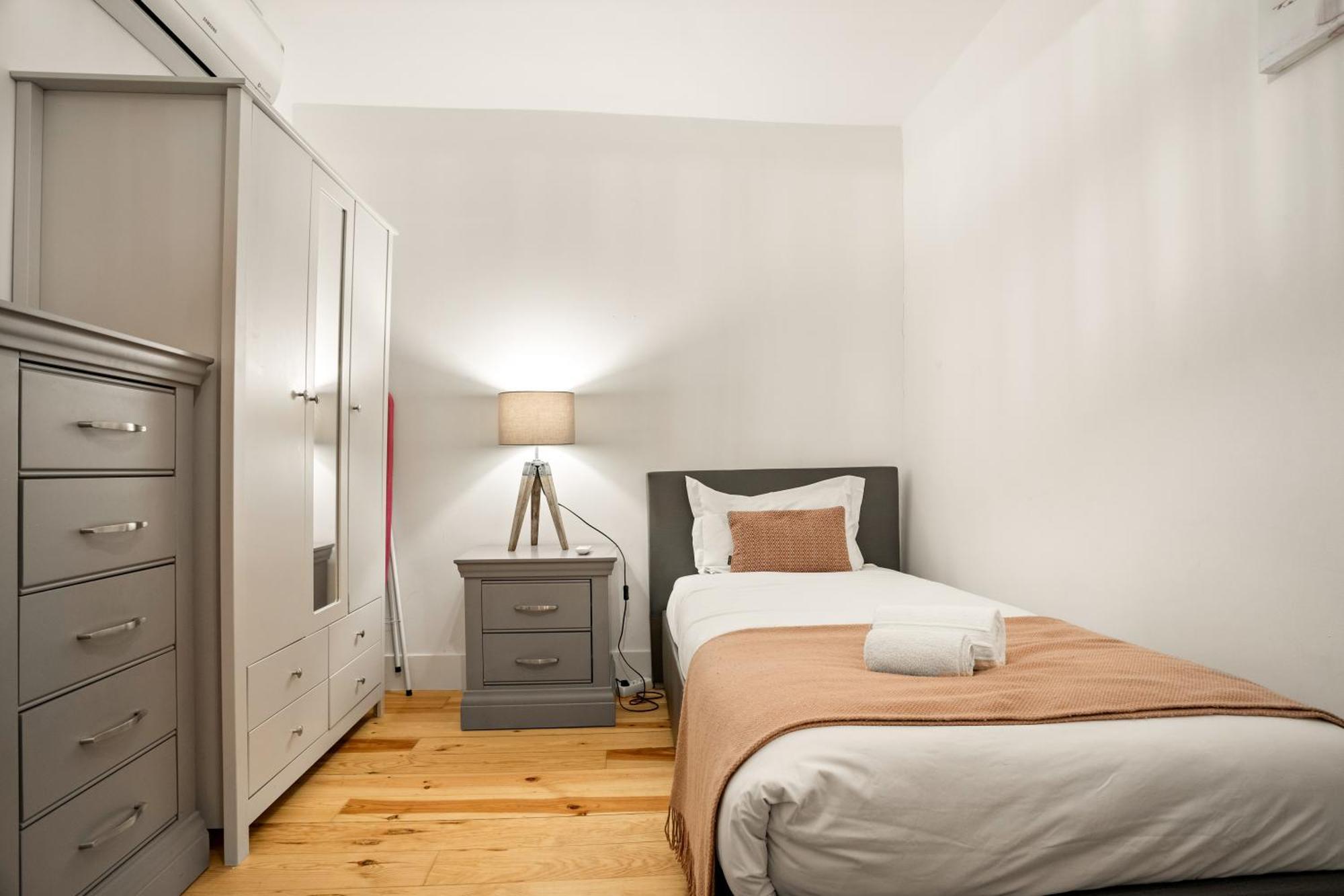 Spacious & Luxurious Penthouse In The Heart Of * Lissabon