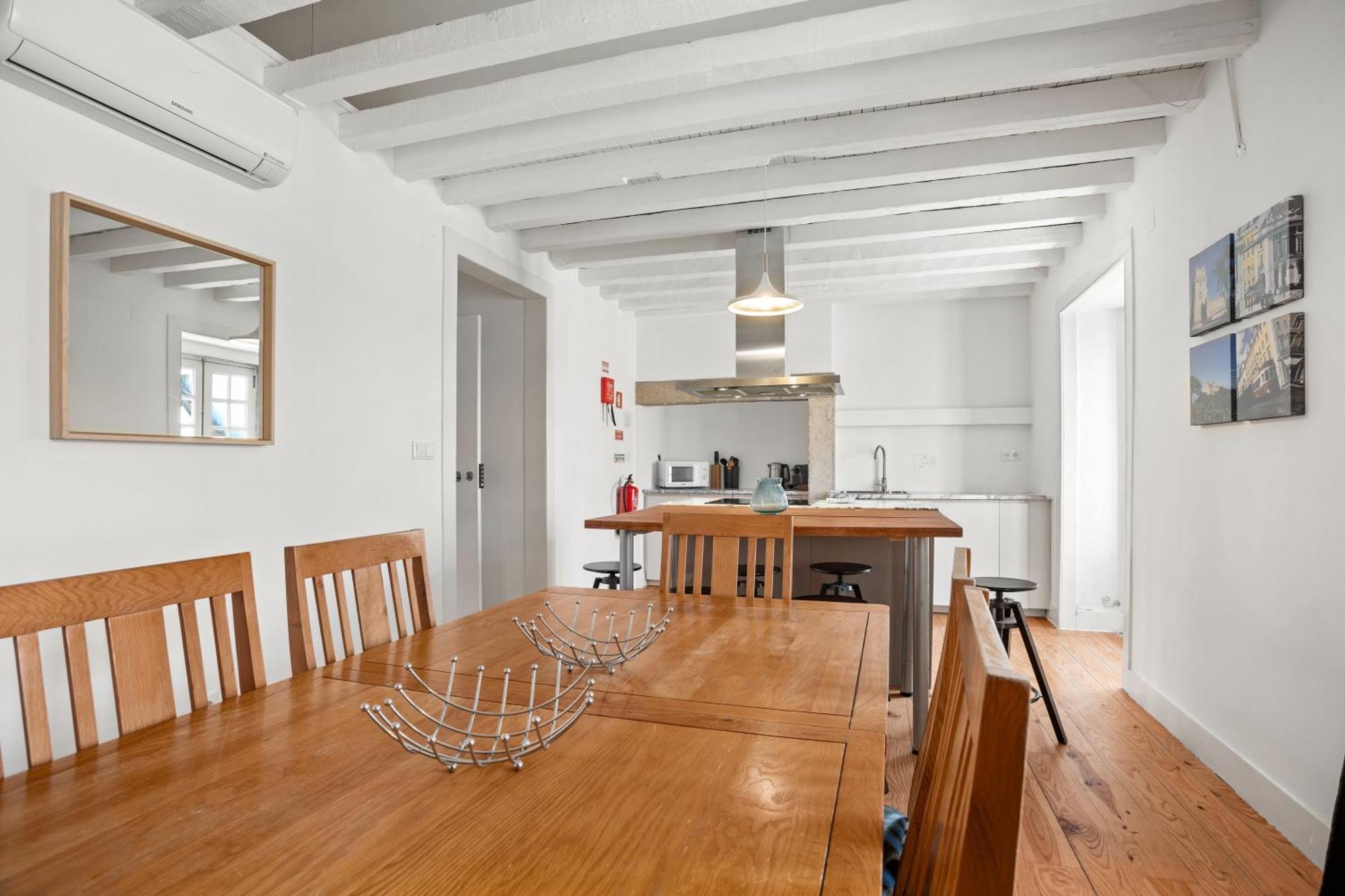 Apartment Spacious & Luxurious Penthouse In The Heart Of