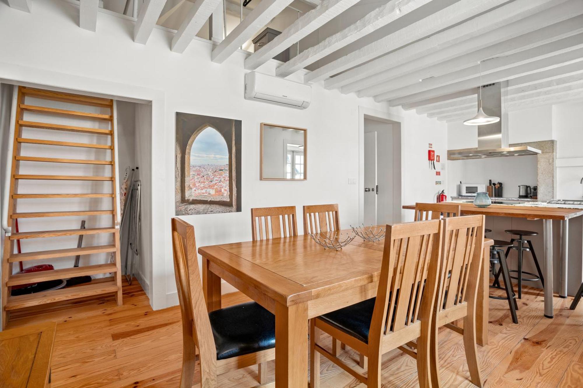 Spacious & Luxurious Penthouse In The Heart Of Apartment Lissabon