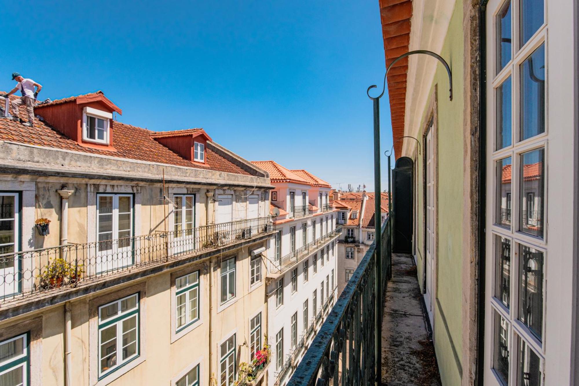 Apartment Spacious & Luxurious Penthouse In The Heart Of
